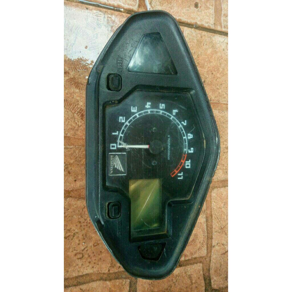 speedometer megapro mono karbu