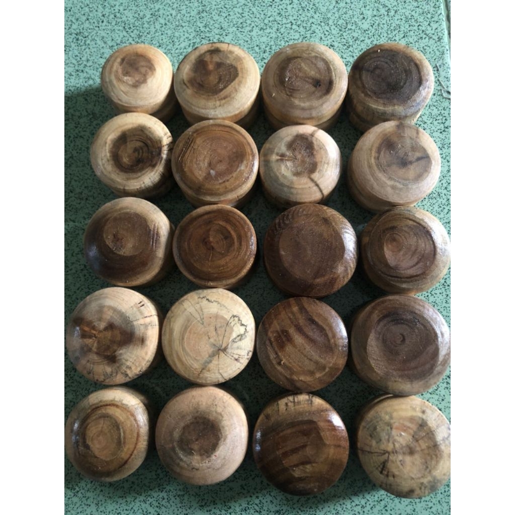 20 pcs YOYO KAYU PLITUR KECIL. Diameter 3-4cm