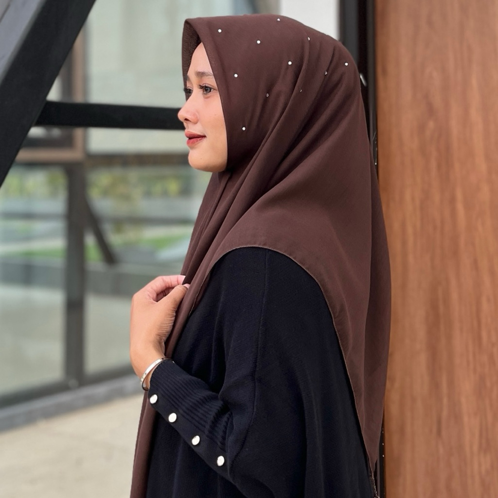 Hijab Segi Empat Paris Payet Putih Kristal by LM Hijab