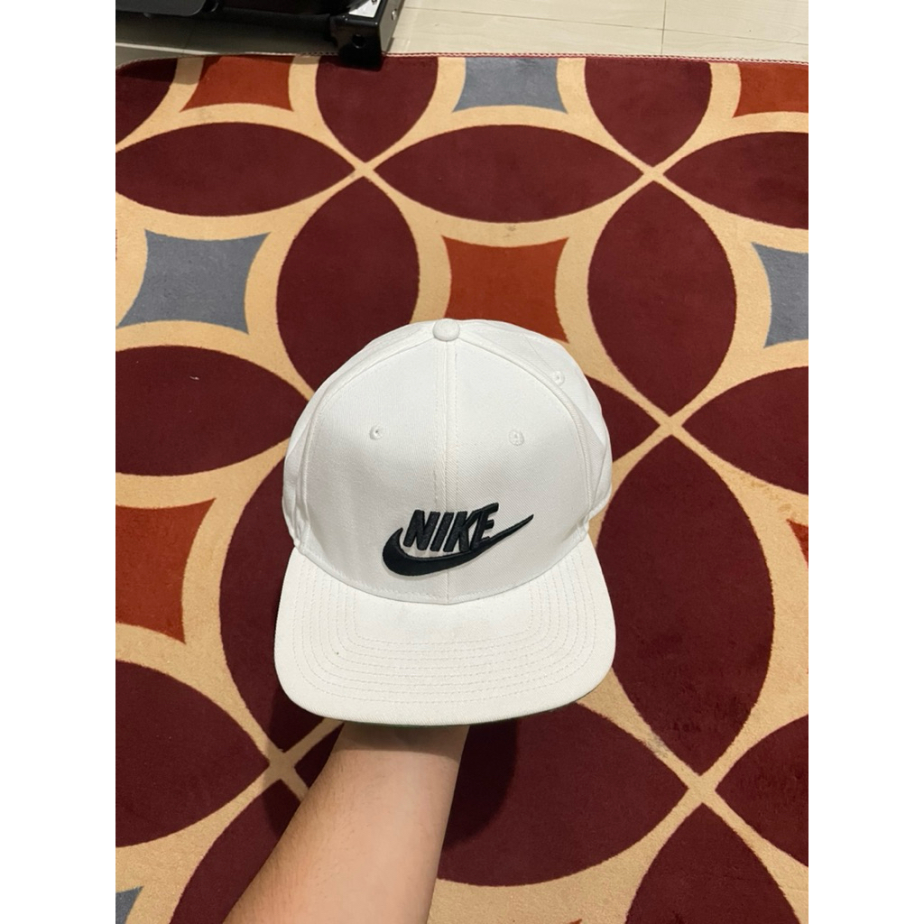 topi Nike snapback