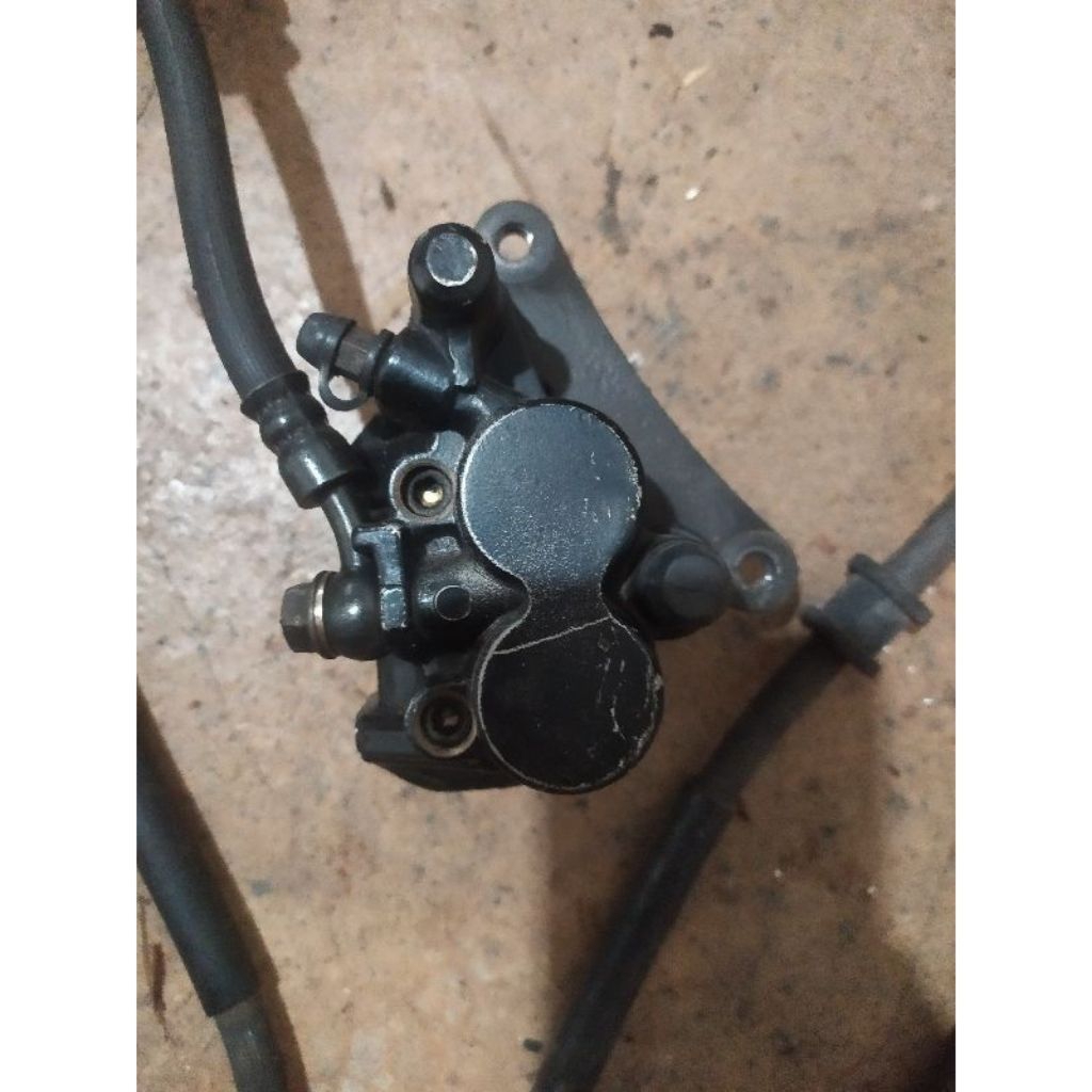 kaliper depan Tiger 2000 kaliper depan tiger lama Megapro hiu original lepasan motor