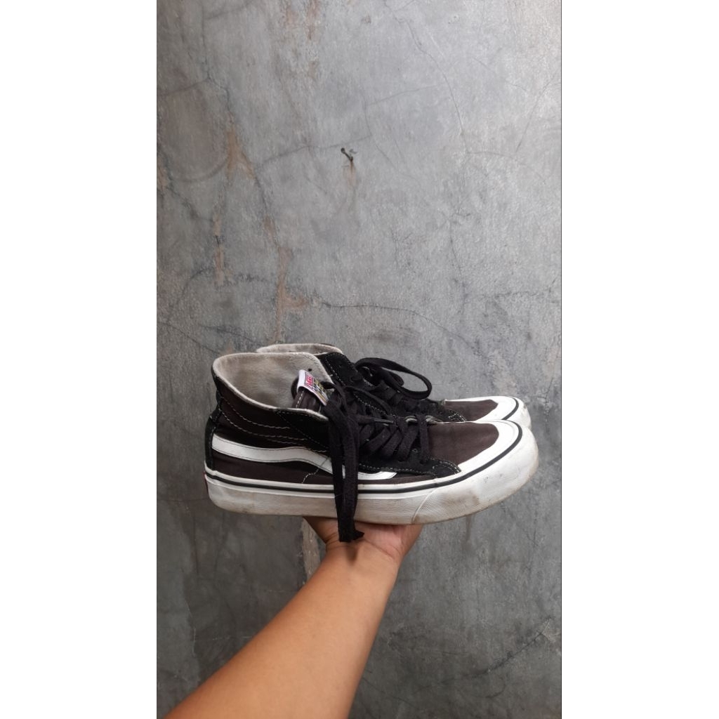 v4ns sk8 hi 138 decon sf