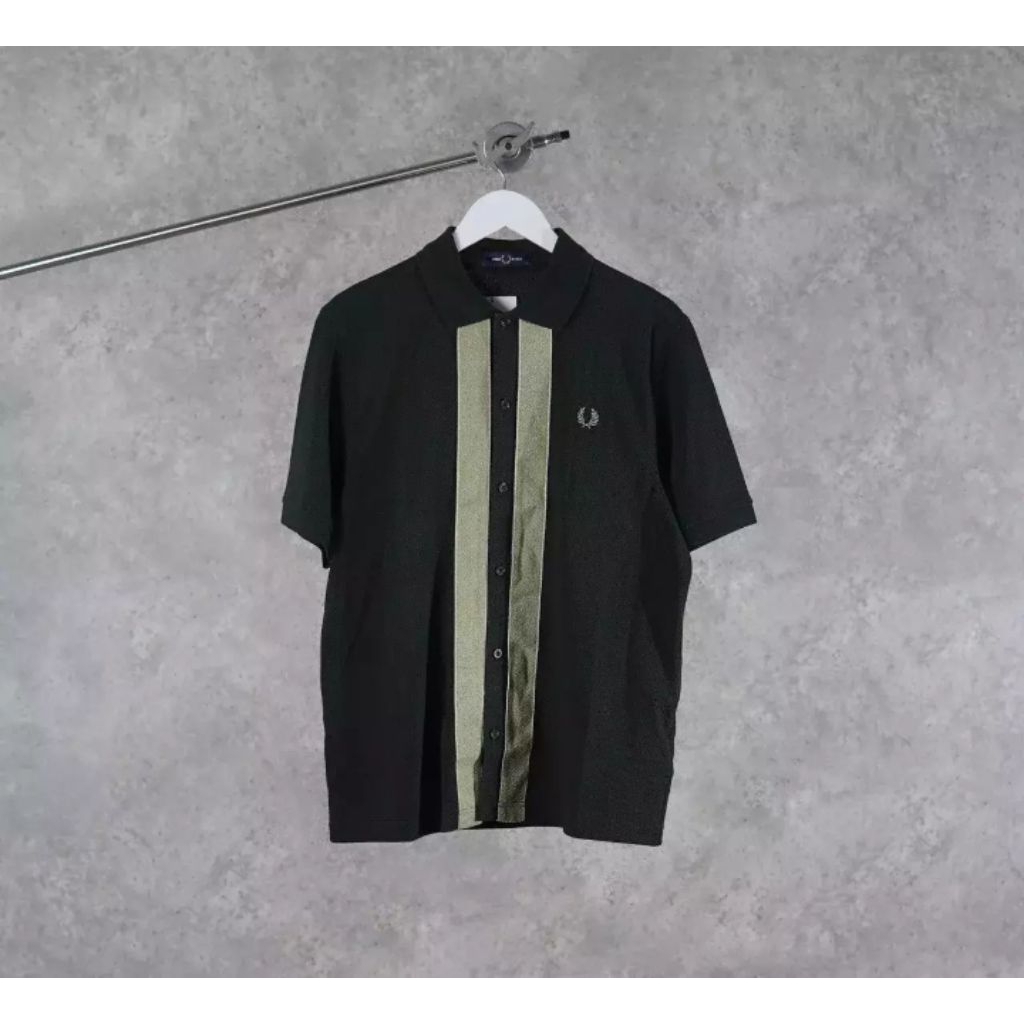 Kemeja AAPE NOW EMBROIDERY HEAD PATCH OLIVE STRIPE WHITE BEIGE SHIRT 100% ORIGINAL