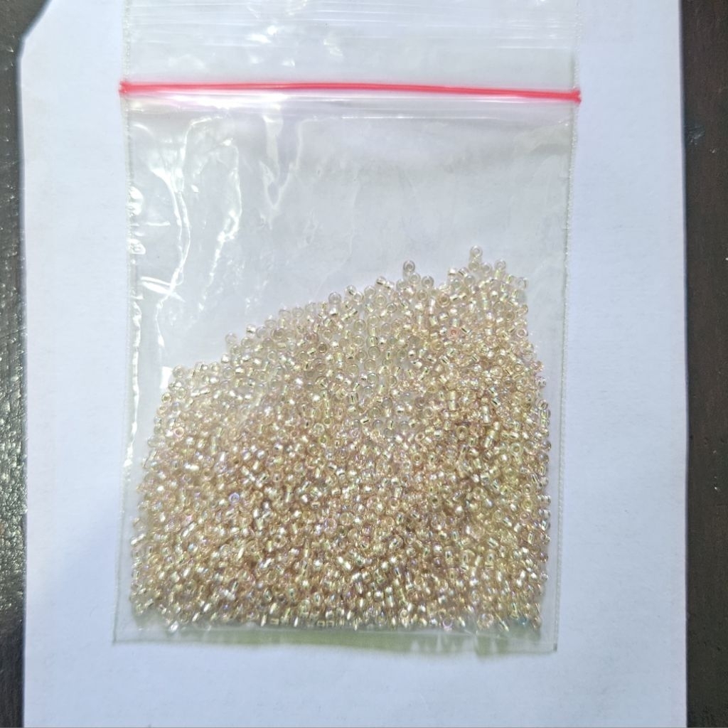 PAYET JEPANG MGB PASIR ORI 15gr kode 39R PELANGI/PAYET MGB PASIR PELANGI CREAM