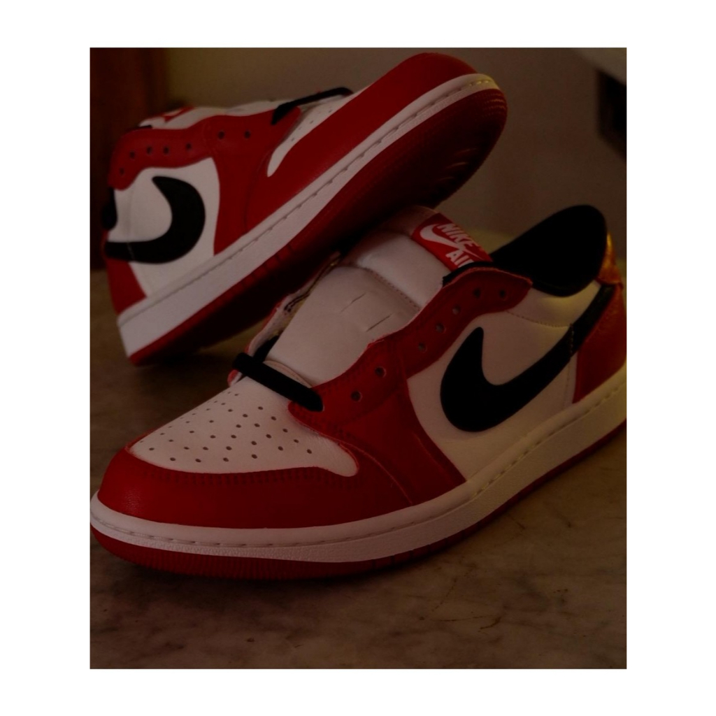 Nike Air Jordan 1 Low OG Chicago