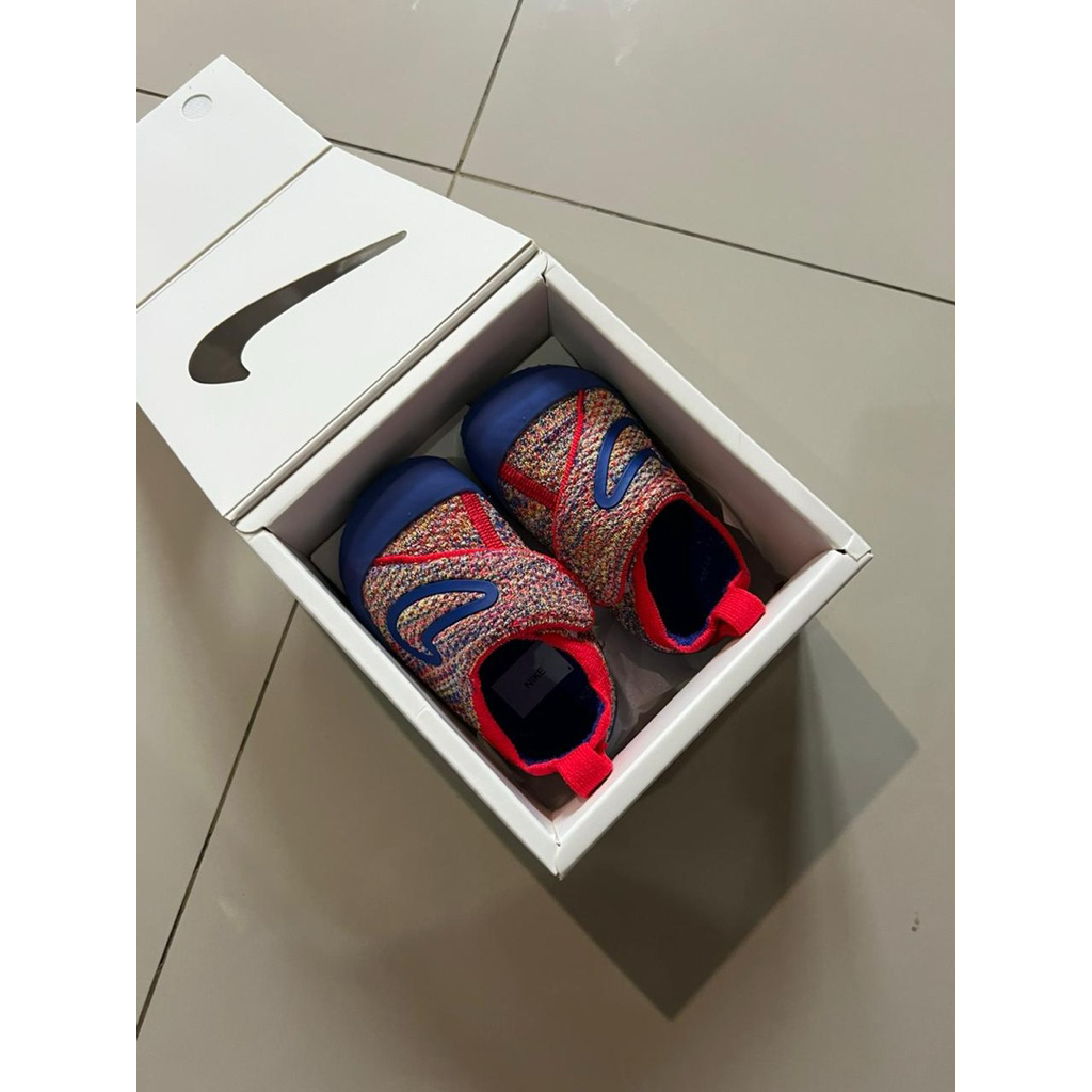 BNIB NIKE SWOOSH 1 BABY