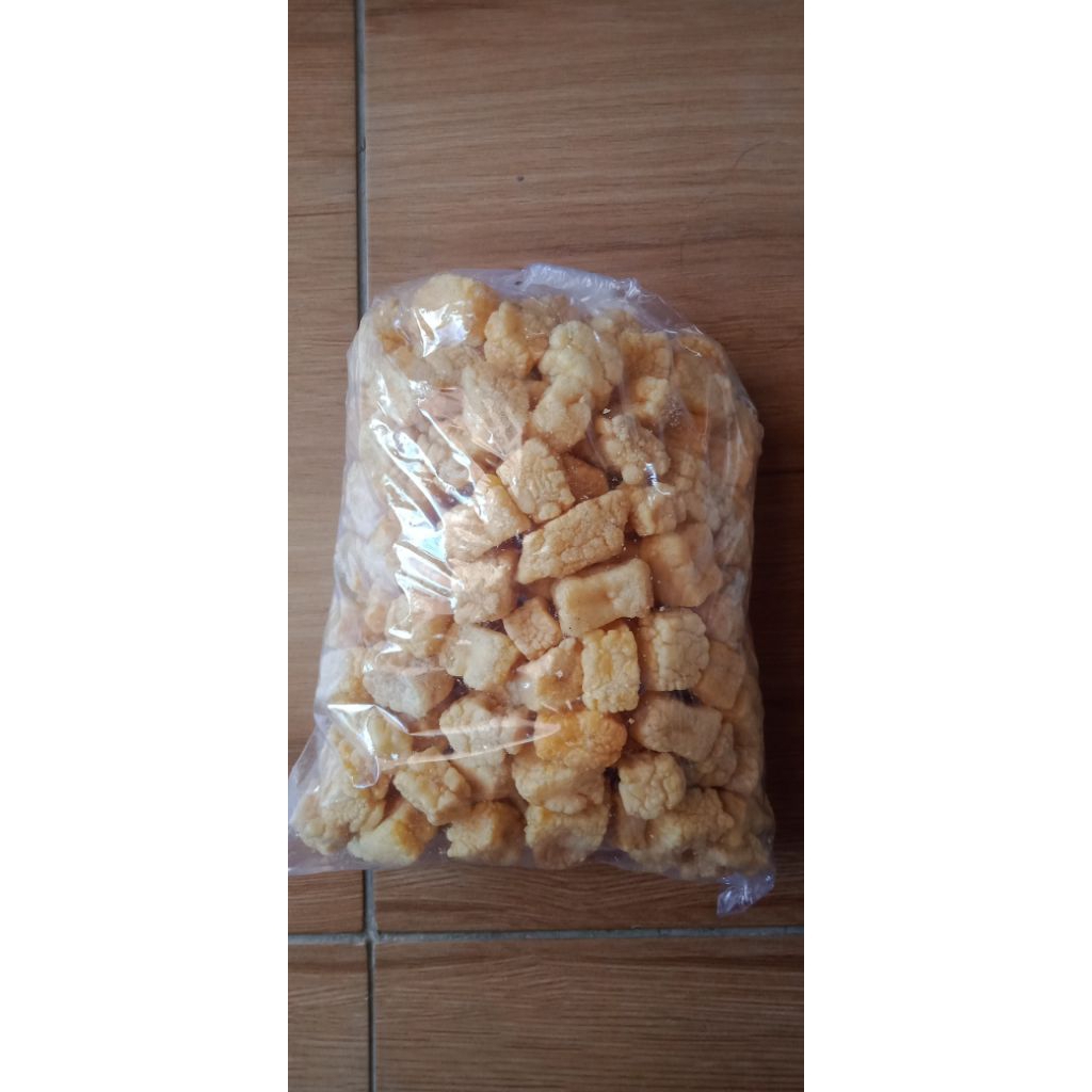 Kerupuk rambak dadu