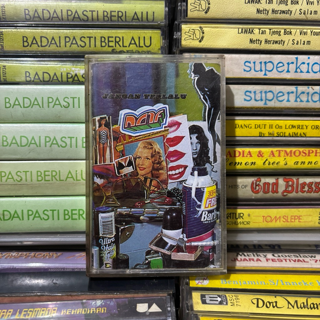 Kaset Naif - Jangan Terlalu