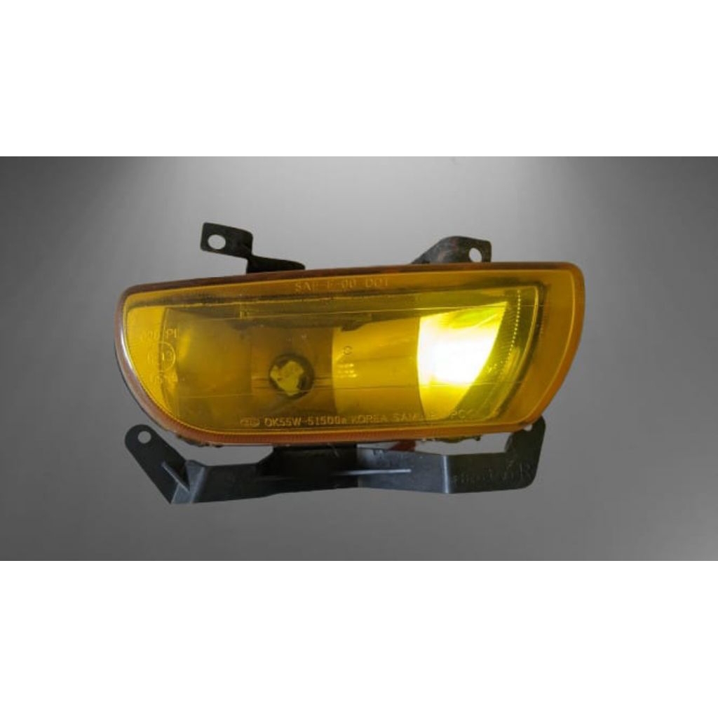Lampu Kabut Kanan KIA carnival Sedona 2000 original