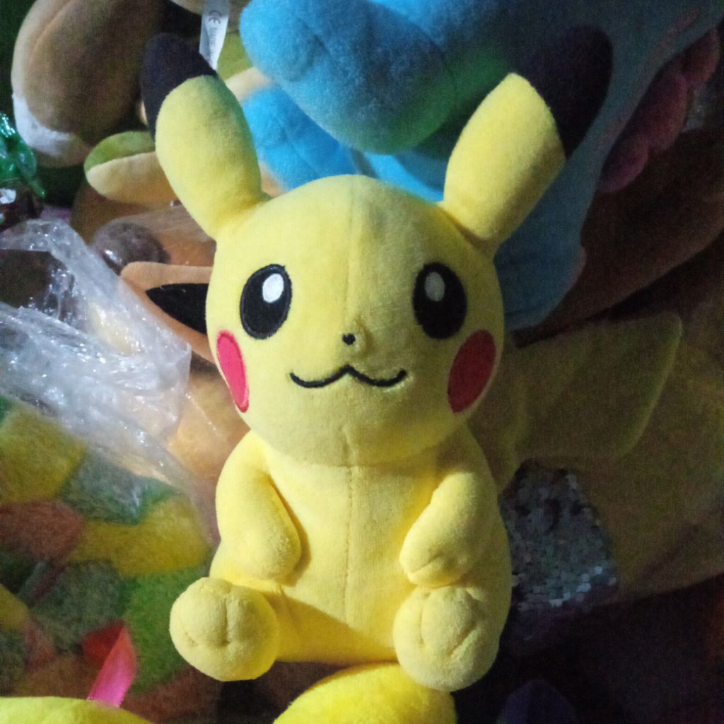 boneka pokemon pikachu pl
