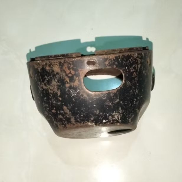 Batok lampu depan motor Honda CB 125 twin