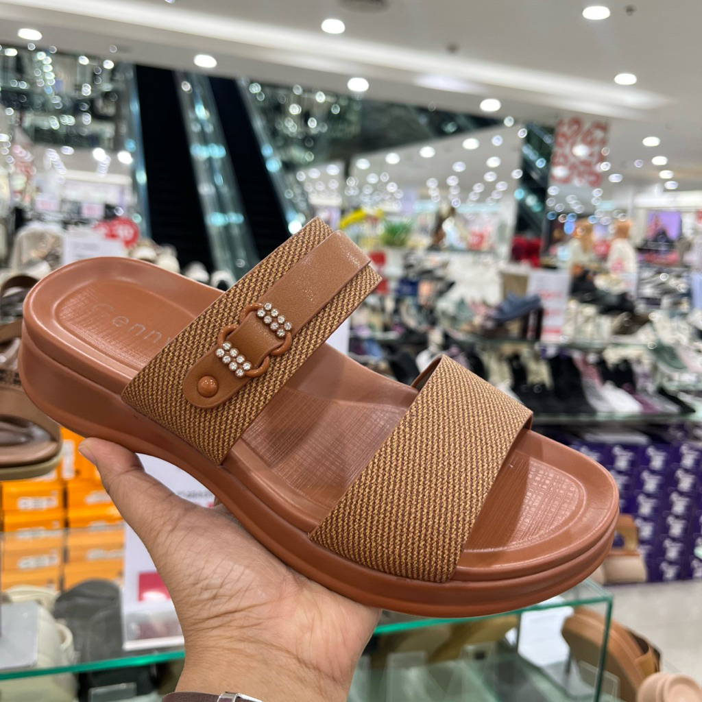 Sandal Selop Wanita Genny empuk ringan