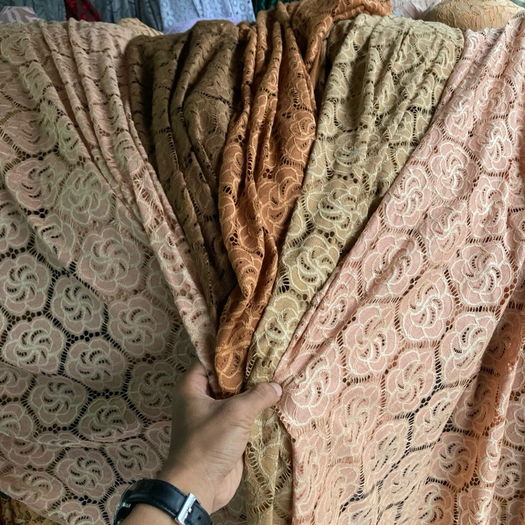 kain brukat / brukat katun semi prada import premium