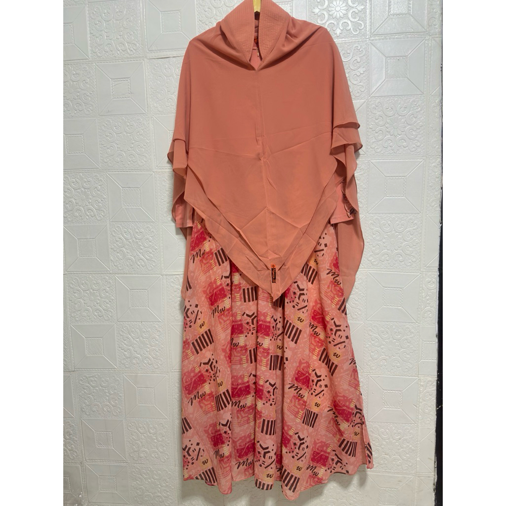 preloved set syari megawarni
