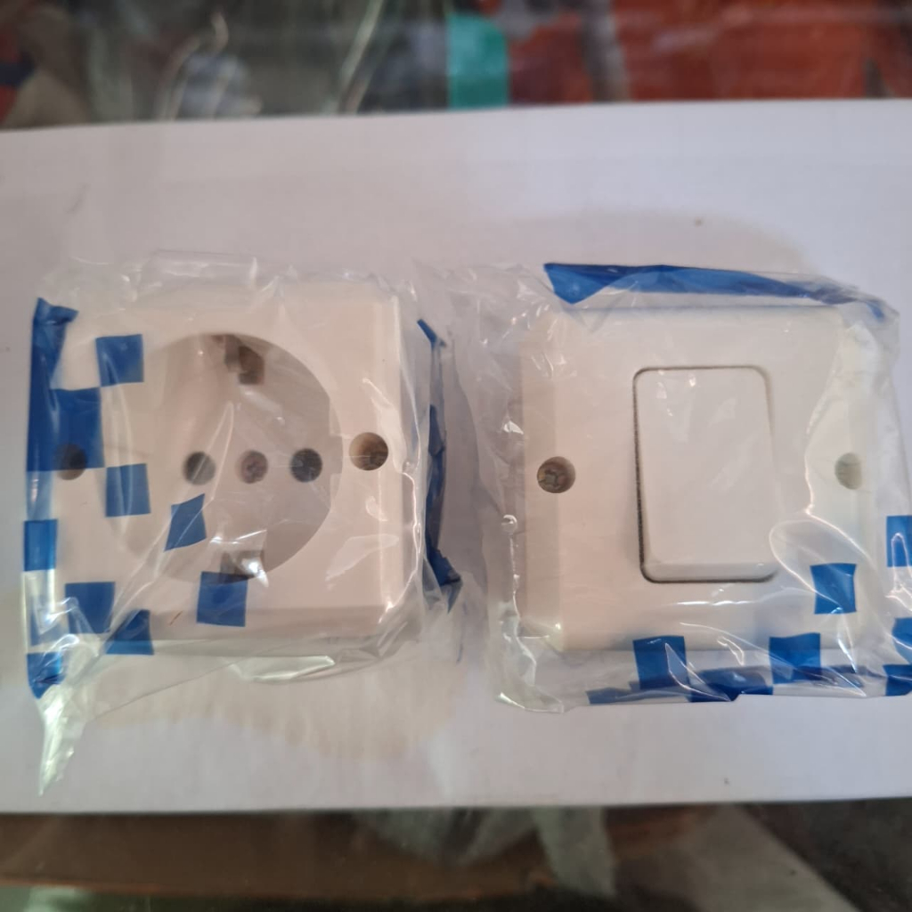 MERK MORGEN STOP KONTAK TEMPEL DAN SAKELAR  SAKLAR ENGKEL TEMPEL