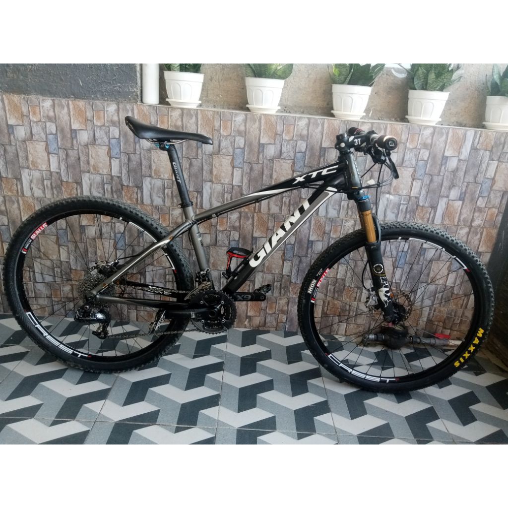 Giant XTC spek istimewa