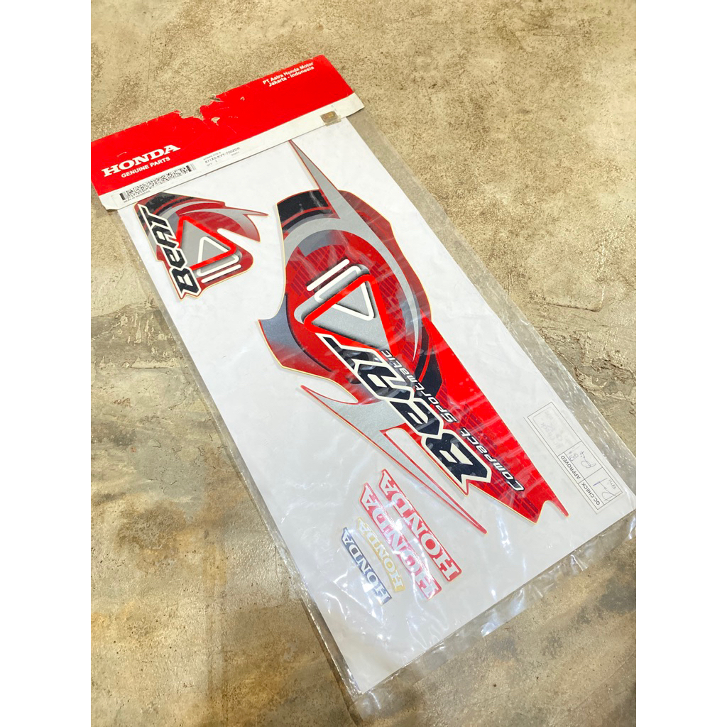 LIS LIST STICKER STRIPING BODI BODY MERAH HONDA BEAT KARBU 2010 ORIGINAL ORI 871X0-KVY-700ZDR KANAN