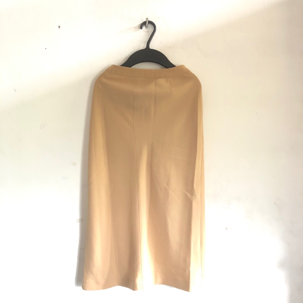 rok coklat muda
