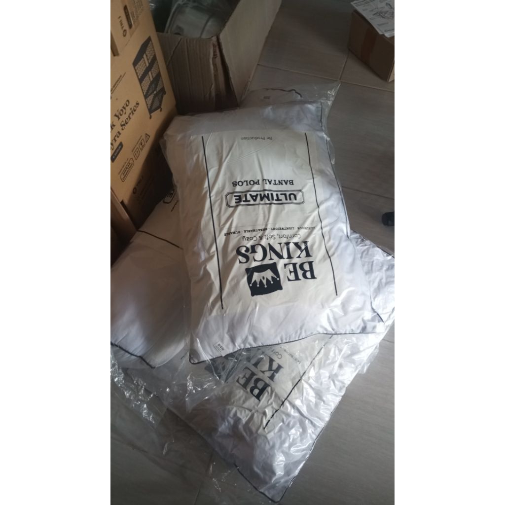 bantal 2pcs ,guling 1pcs
