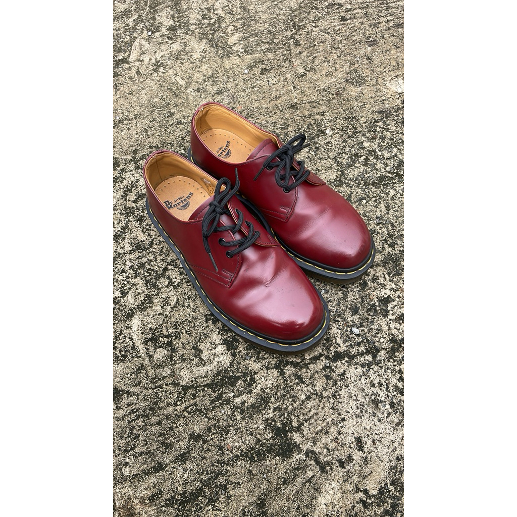dr martens 1461 red cery