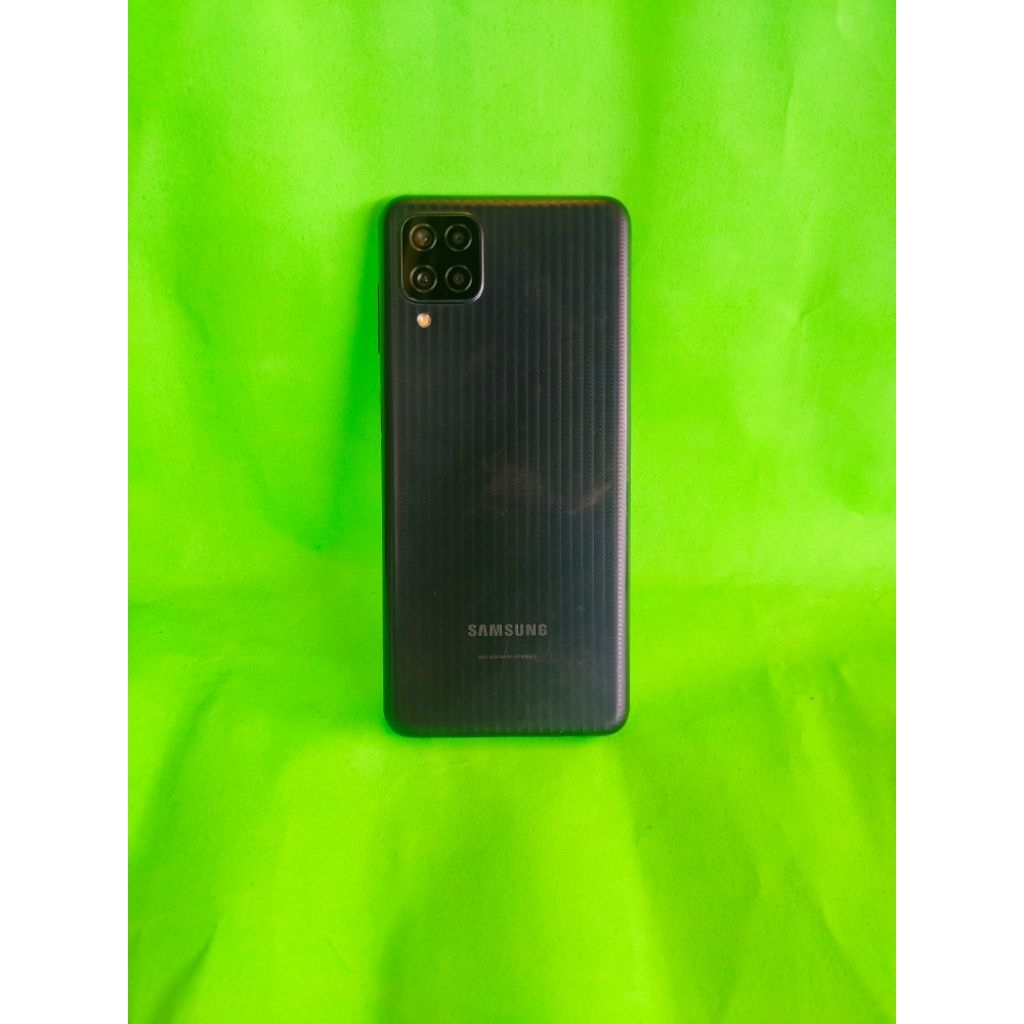 Samsung m12 RAM 3gb/32gb