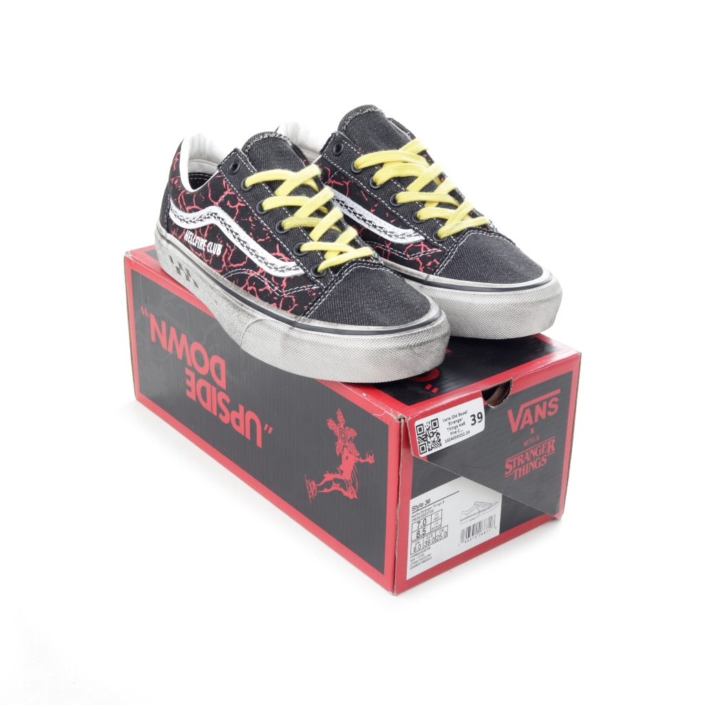 Vans Old Skool Stranger Things Hell Fire Club Black