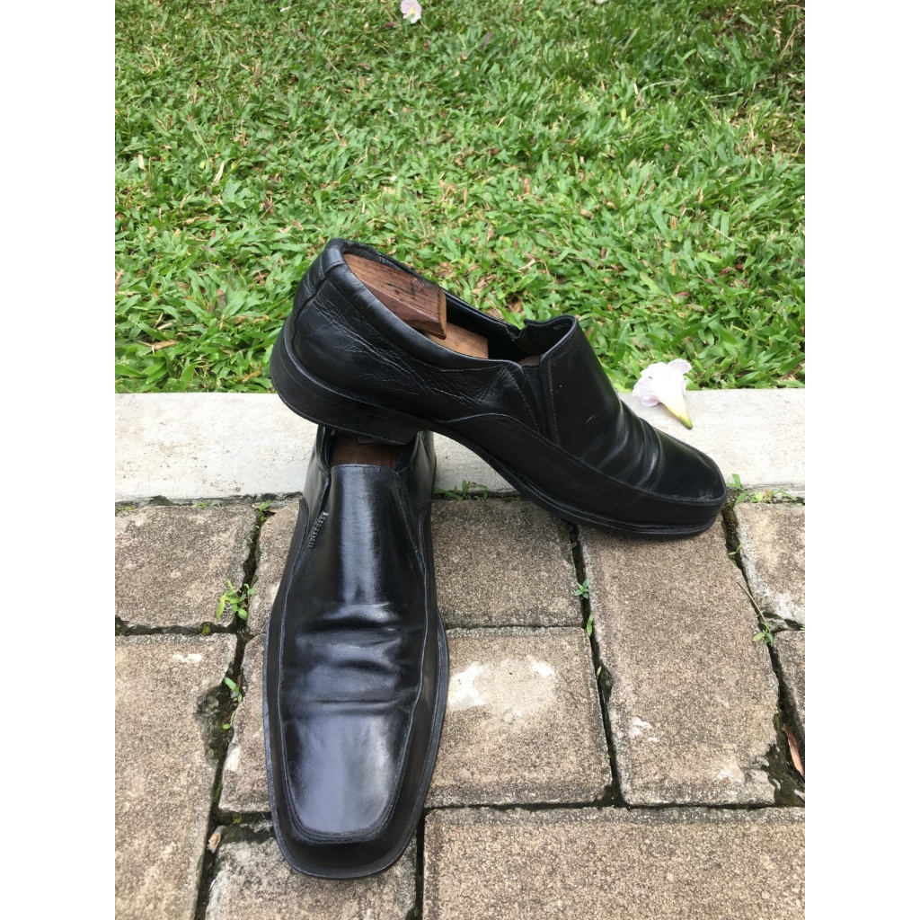 Sepatu Second Original Kulit Slip On Obsession