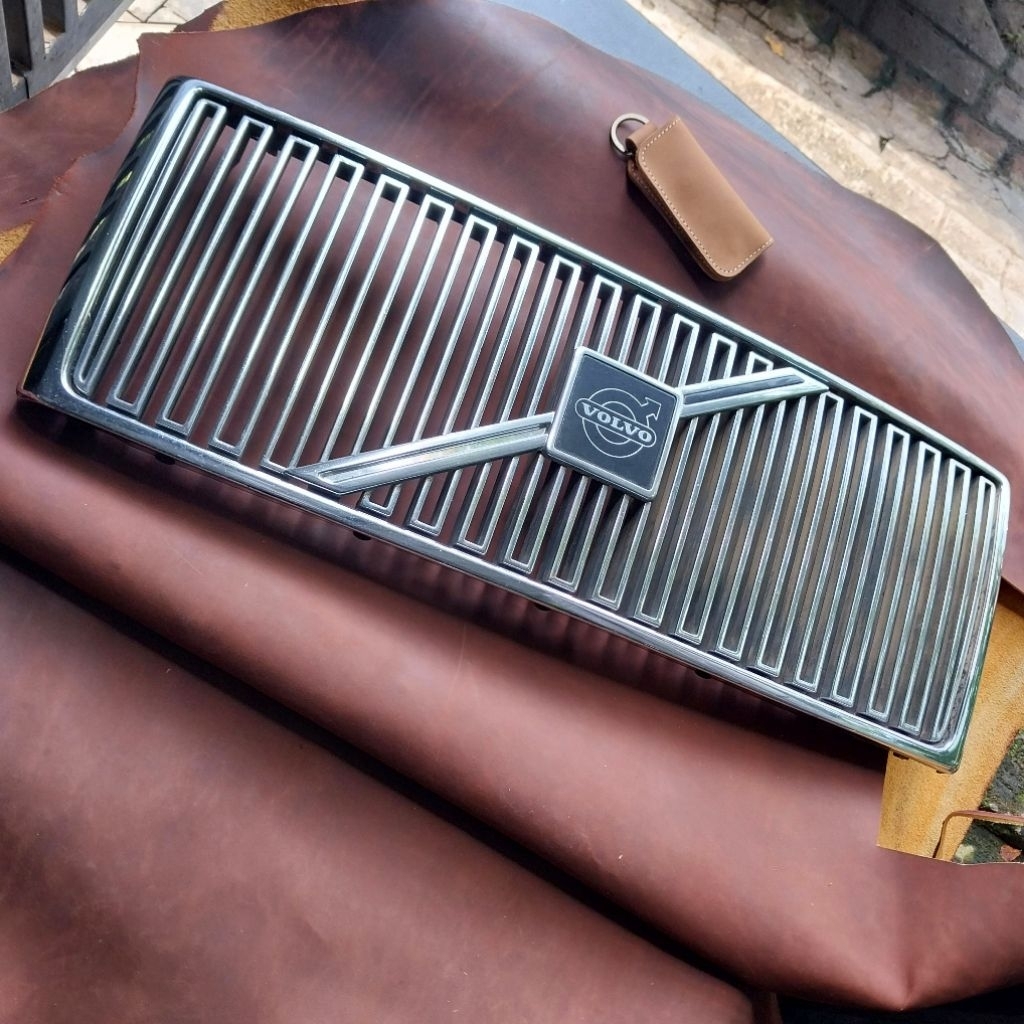 Grill Volvo 960