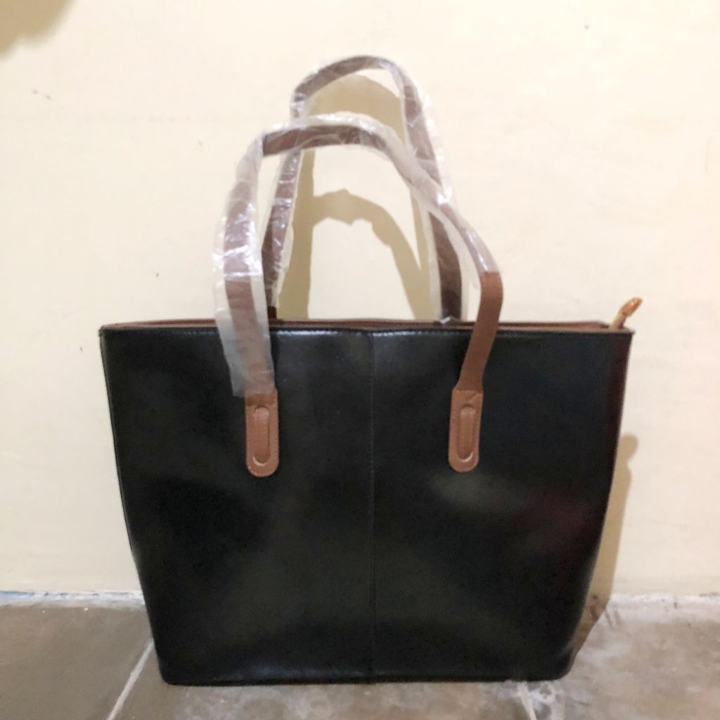 Tote Bag Boo Berries Original Baru Warna Hitam Tebal