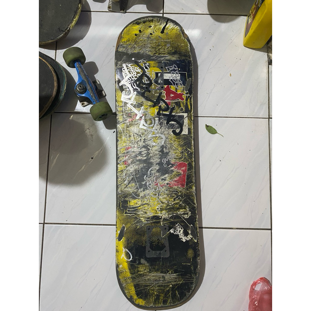 deck hammersout 8.25