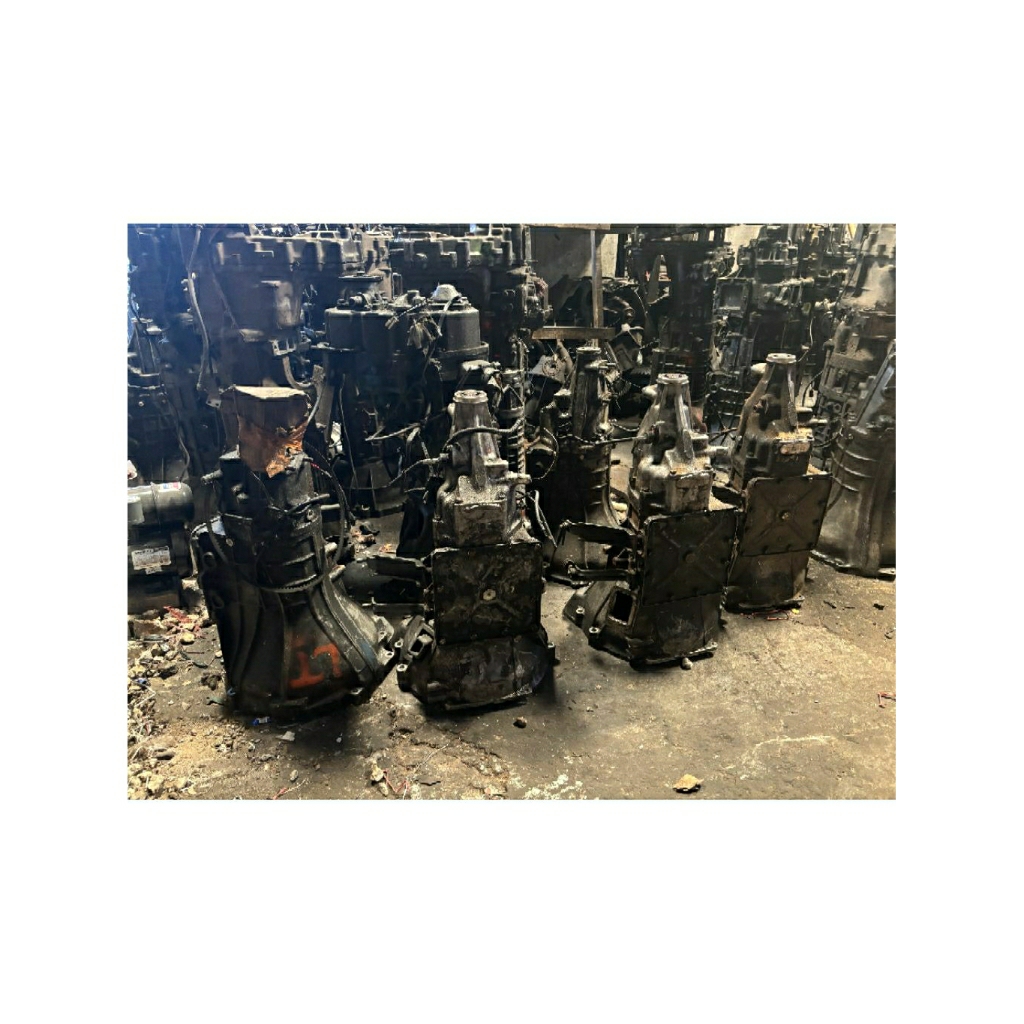 Transmisi Gearbox L300