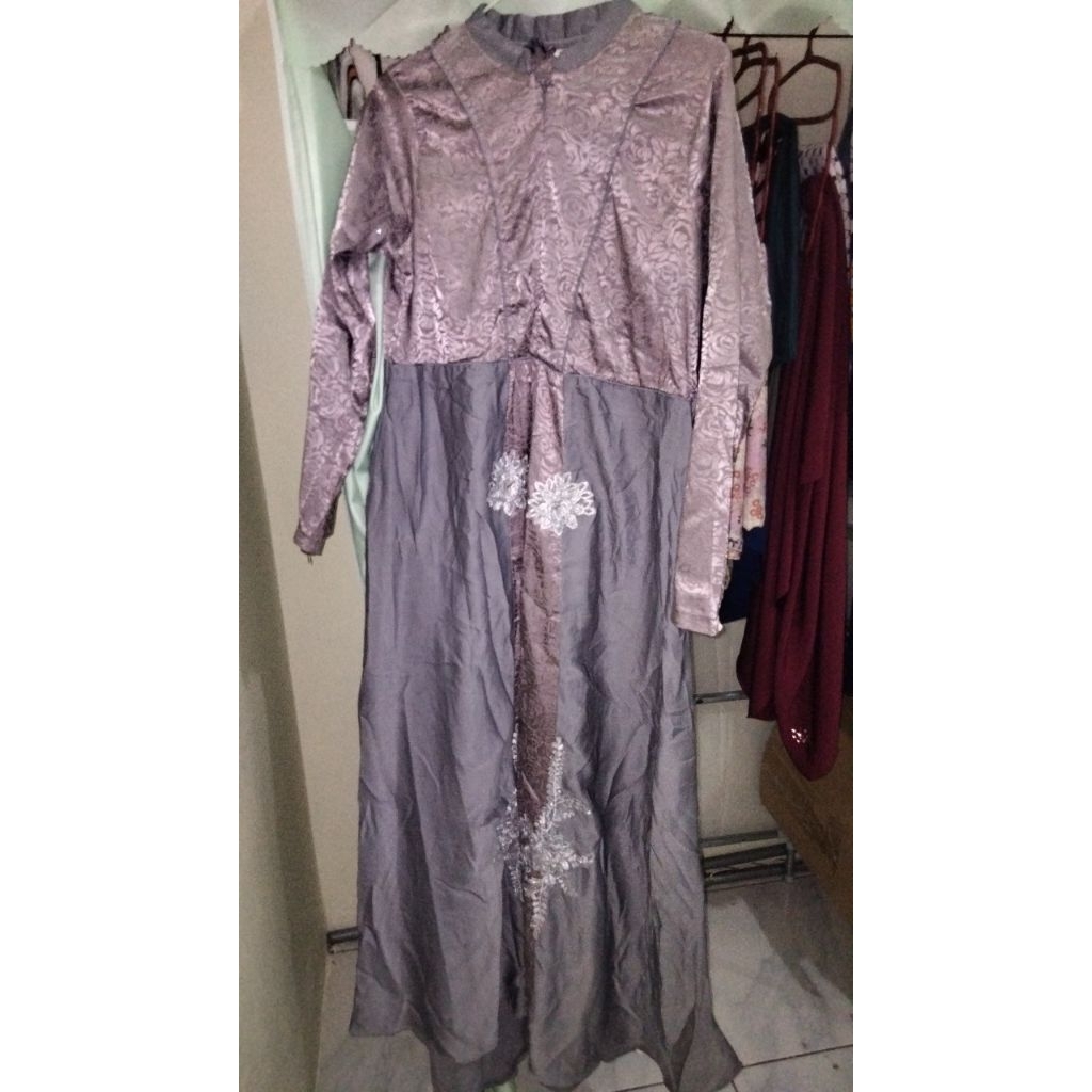 Gamis kondangan Embos Abu muda