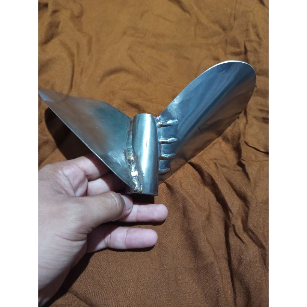 kipas roda balap Thailand.untuk mesin 13 hp s/d 16 hp .putaran 1.1 cepat ketinting bahan stainless a