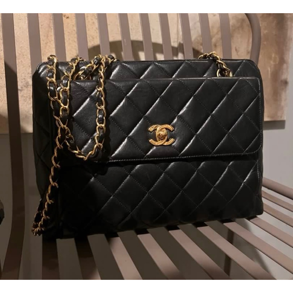 CHANEL LAMBSKIN 1996 AUTHENTIC