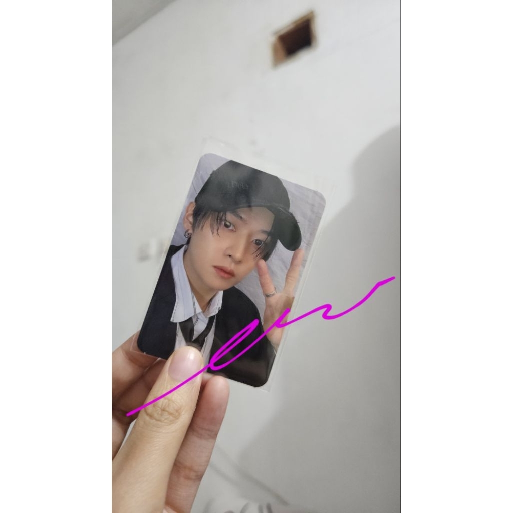 Photocard PC Lee know Stray Kids POB YES24 KARMA official