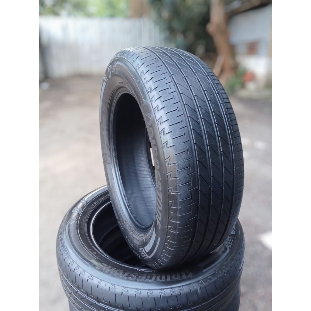 BAN 205/60 R16 BRIDGESTONE TURANZA T005A