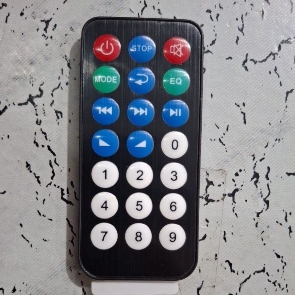 remote kecil untuk speaker / ampli mp3