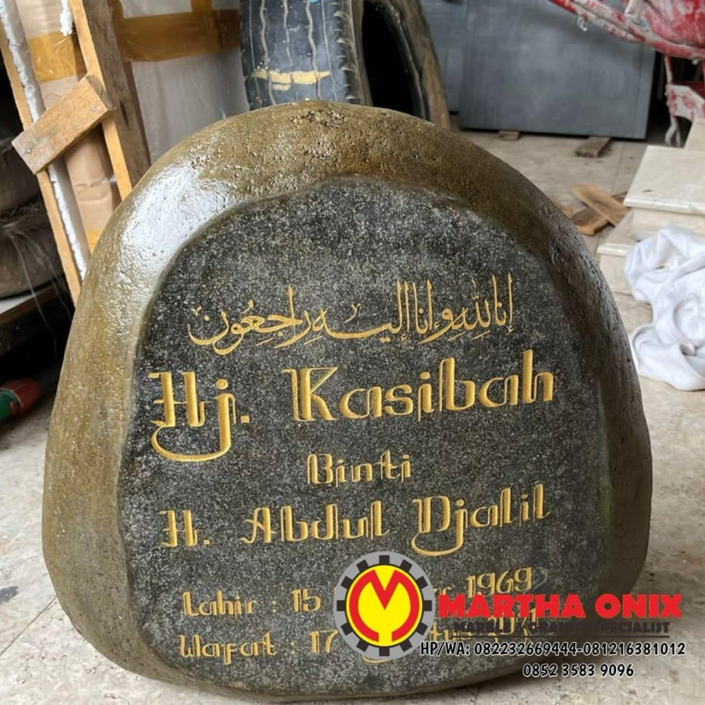 Nisan Makam Batu Kali Maesan Batu Kali