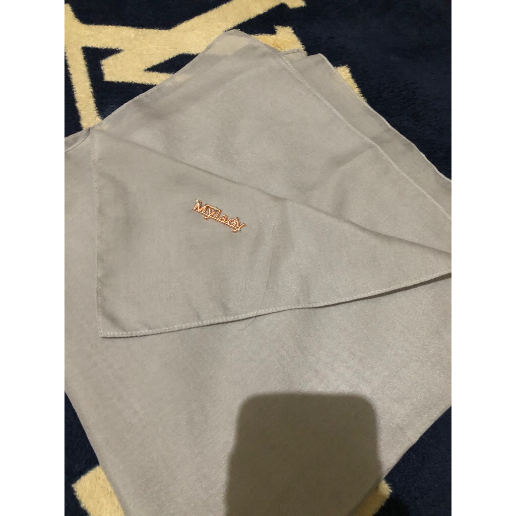 preloved hijab mylady polosan wrn grey