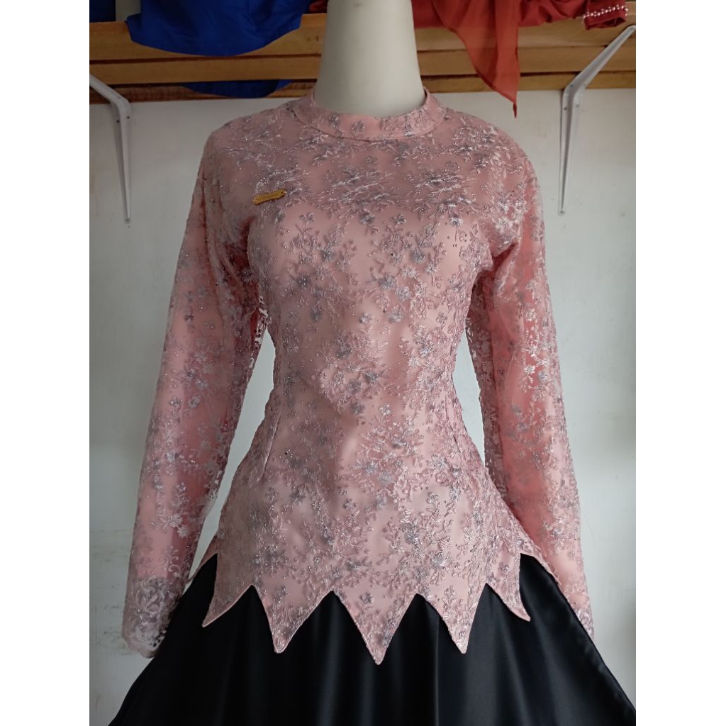 atasan kebaya pink modern