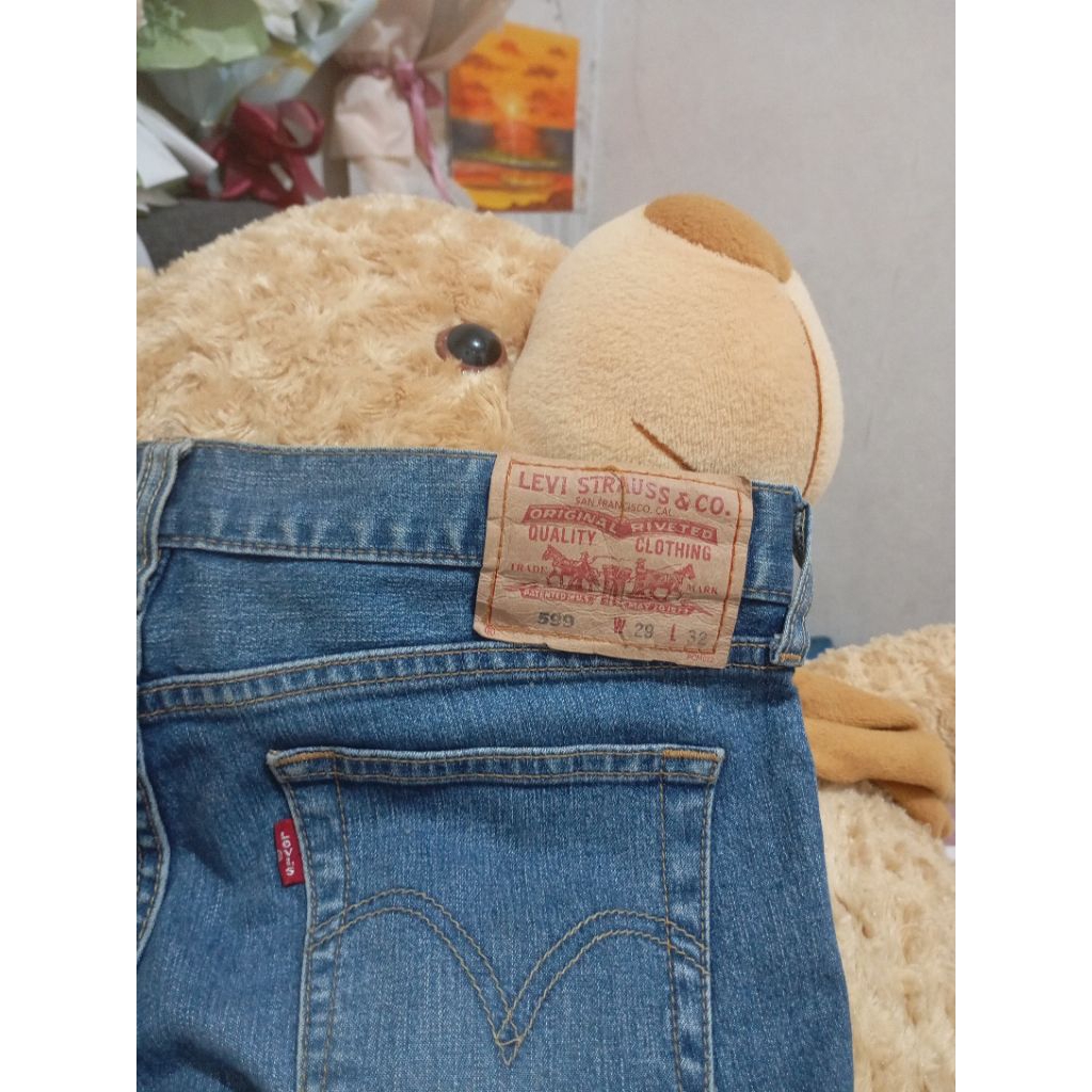 jeans levi