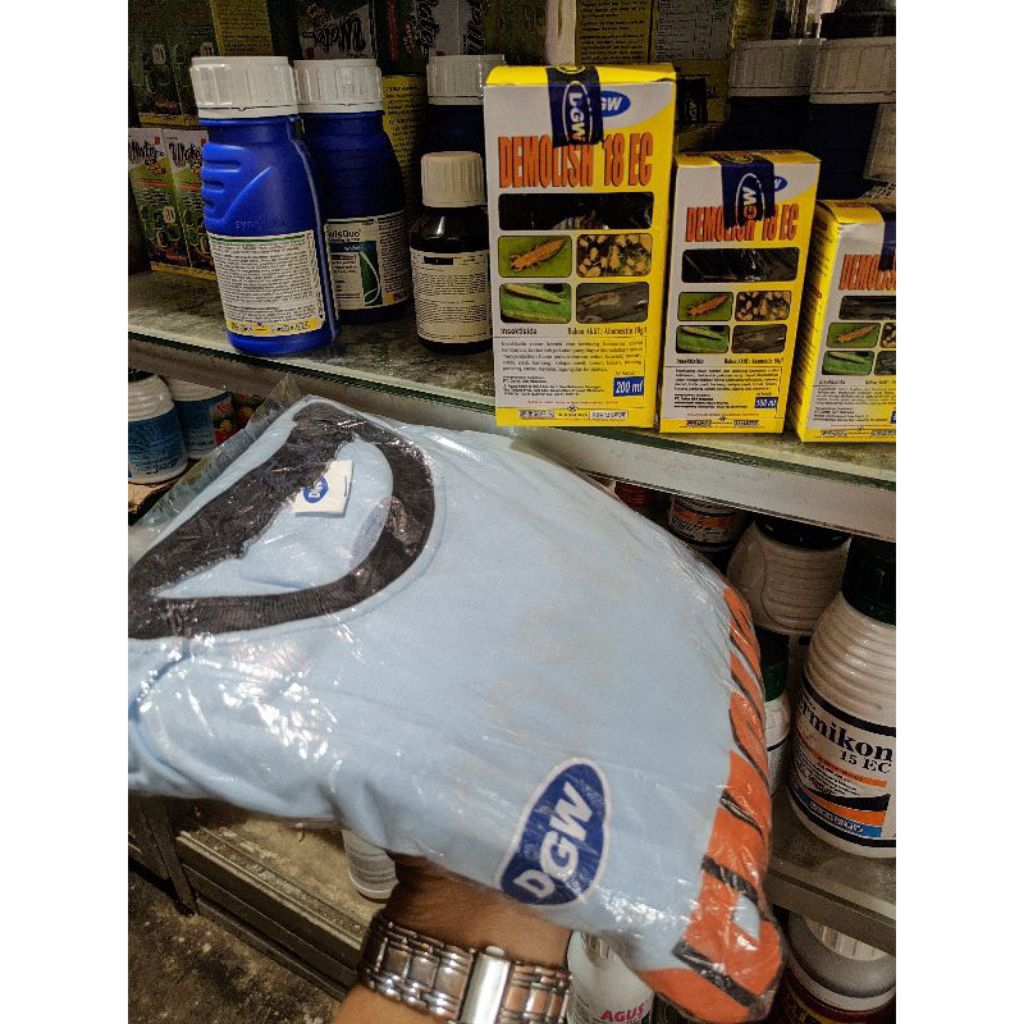 Obat Hama Thrips kutu kebul Demolish berat 200 ml gratis kaos Demolish