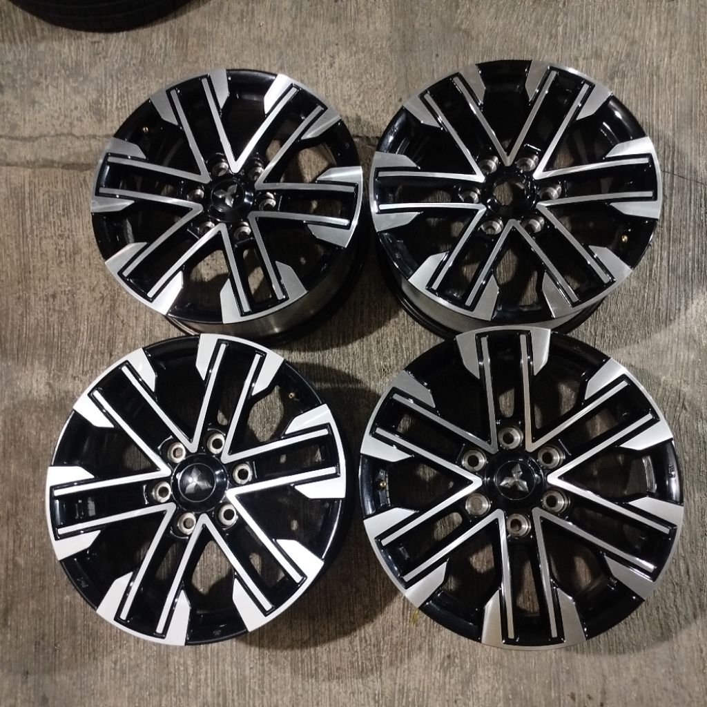 velg pajero dakar 2021-2024 R18 pcd 6x139 original