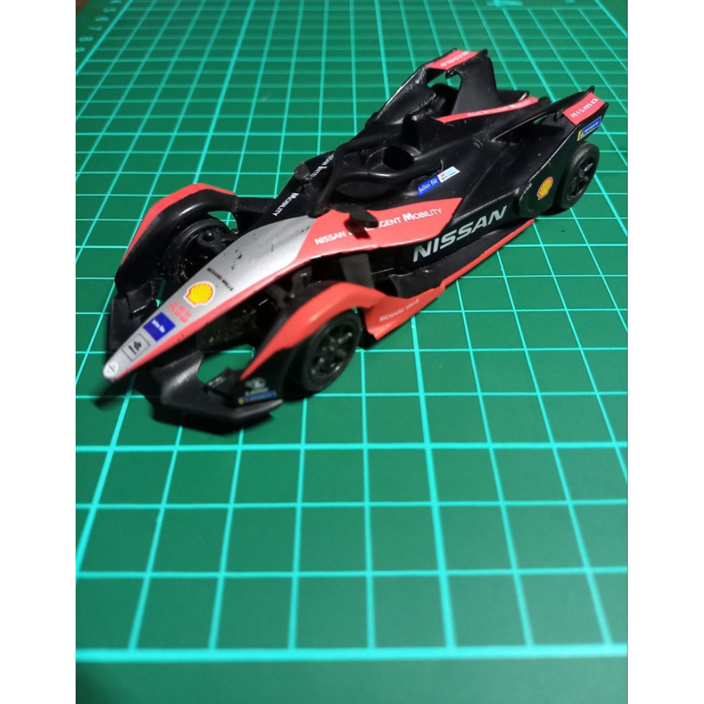 JUAL Shell Motorsport Collection Nissan E Dams Formula E Gen 2RC - Mobilnya saja / KONDISI BEKAS