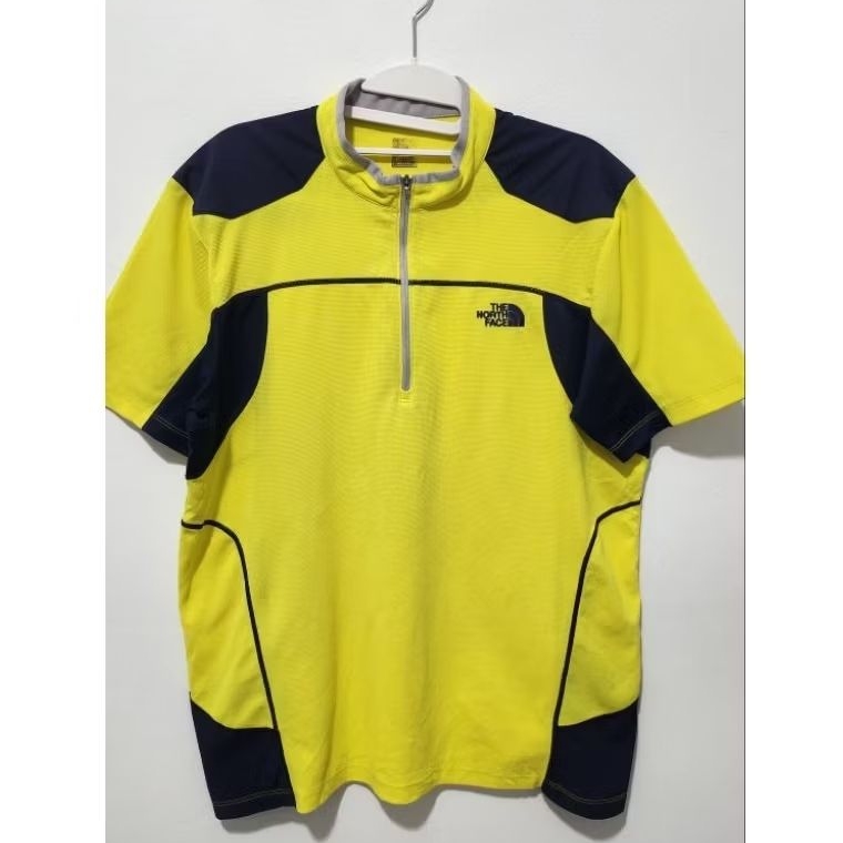 Kaos Olahraga Pria The North Face