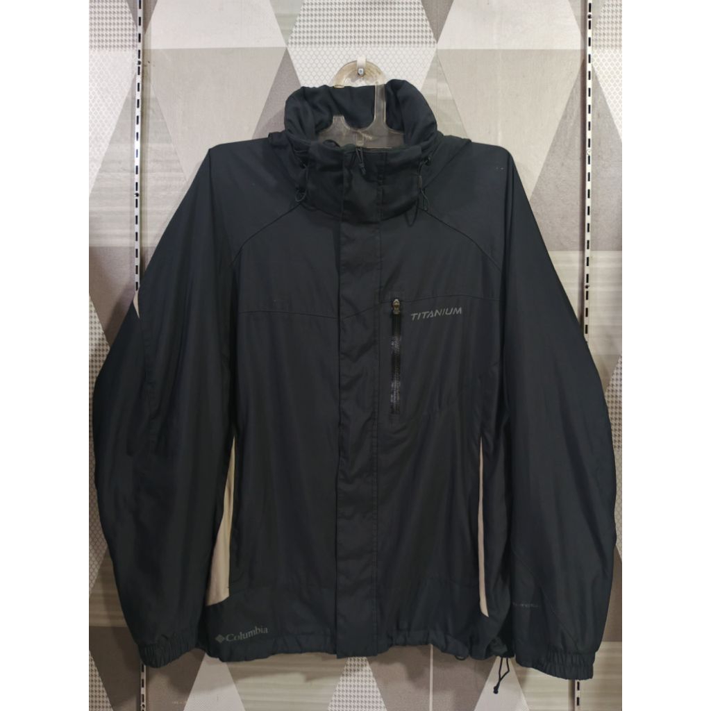 Columbia Titanium Omnitech – Black Hooded Jacket (Original)