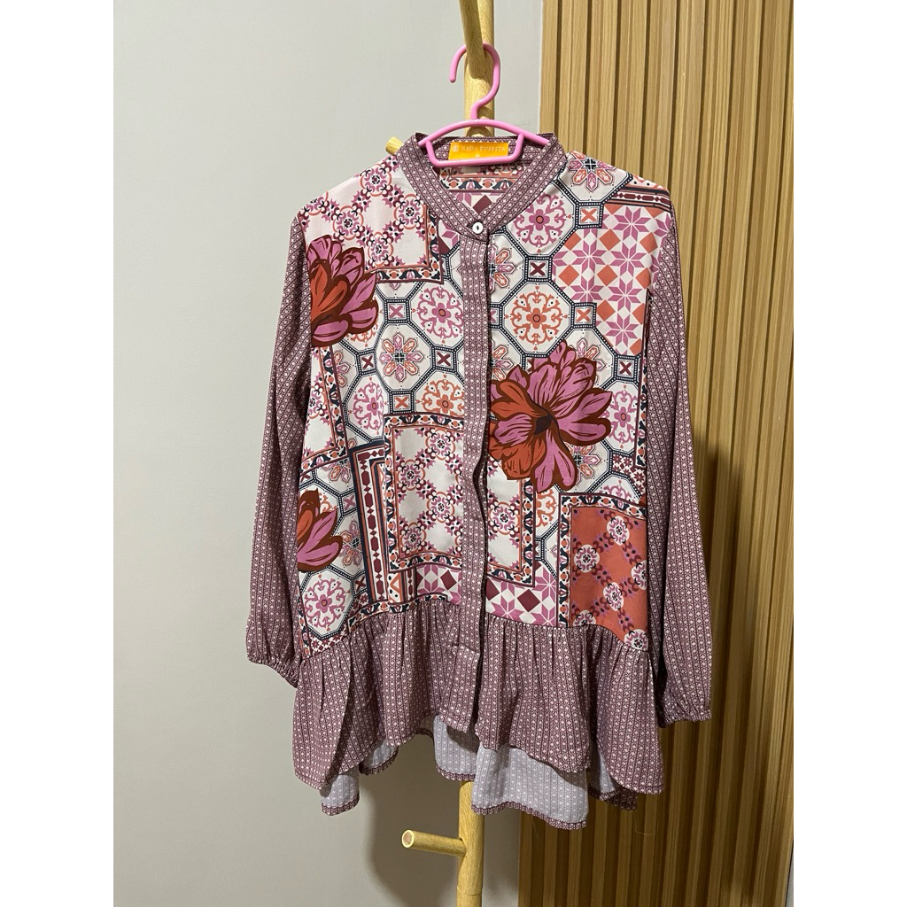 Preloved - Blouse Nada Puspita