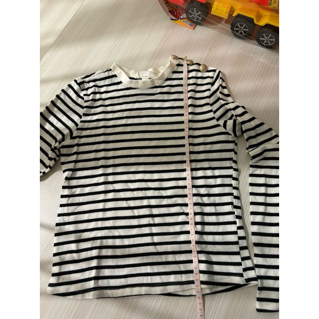 kaos lengan panjang garis garis
