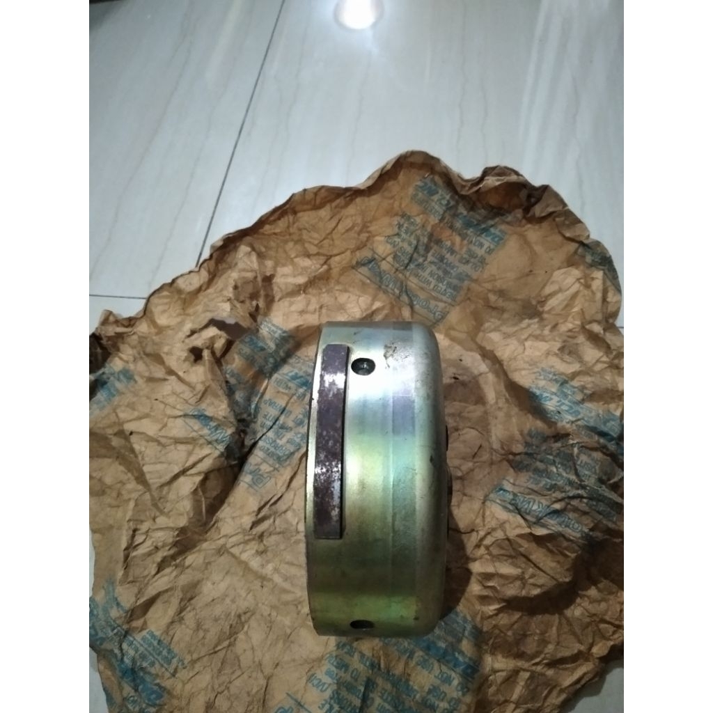 magnet Yamaha Alfa engkel ORI baru