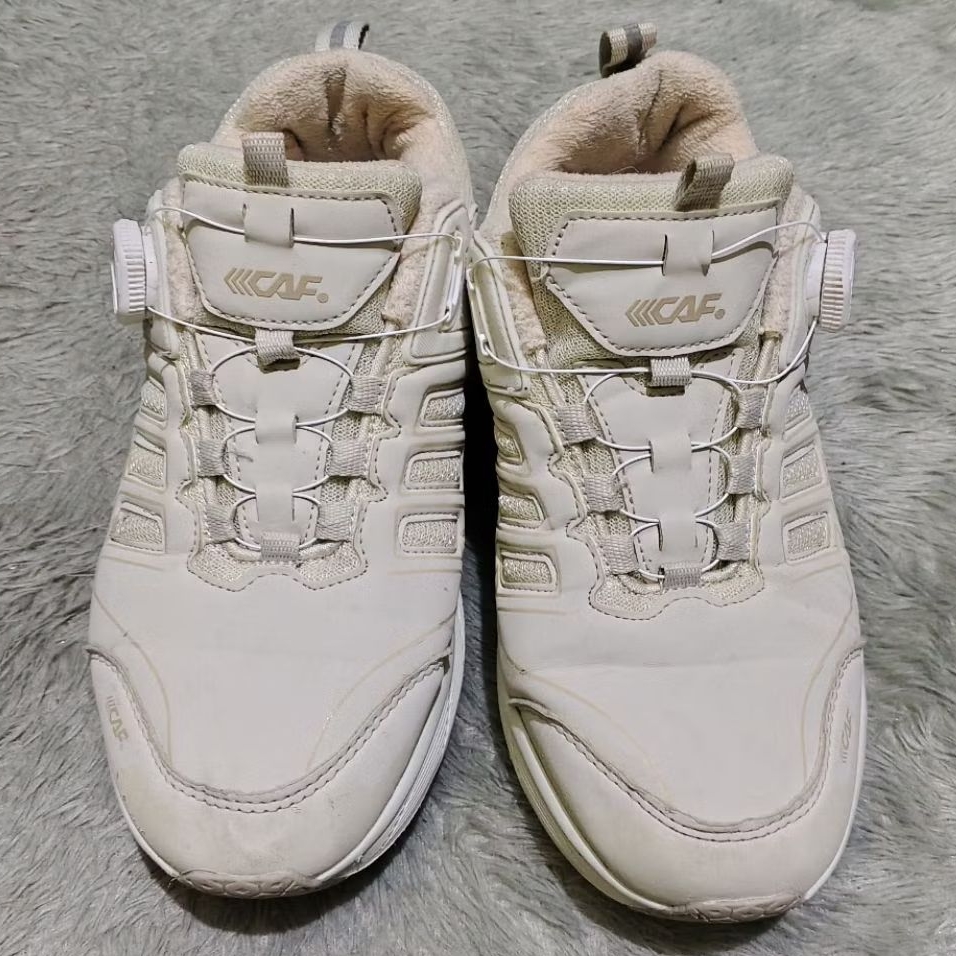 Sepatu Hiking Gunung Outdoor BOA System LECAF white Size 39 insole 25 cm/ 250 limited